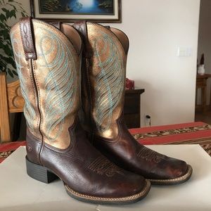Beautiful Copper and Teal Ariat Boots